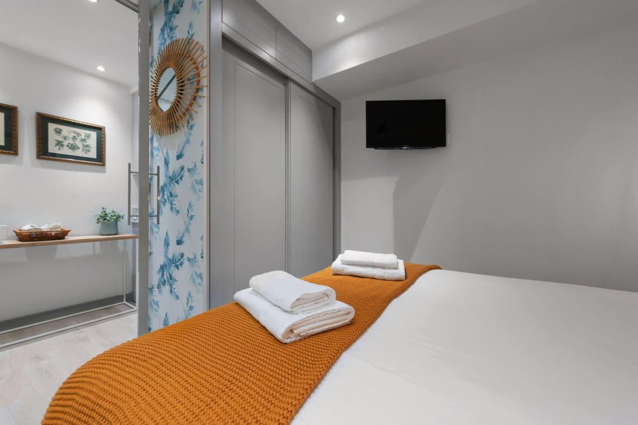 2 Bedrooms 1 Bathroom Furnished - Justicia - Executive Style - Mintystay Мадрид Екстериор снимка