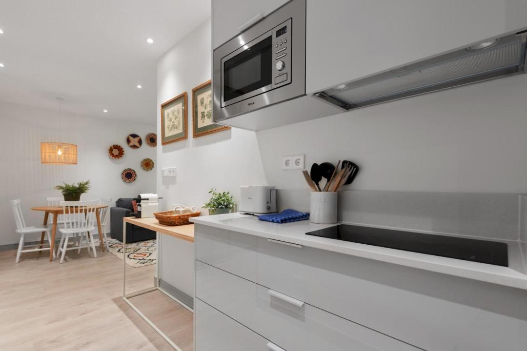 2 Bedrooms 1 Bathroom Furnished - Justicia - Executive Style - Mintystay Мадрид Екстериор снимка